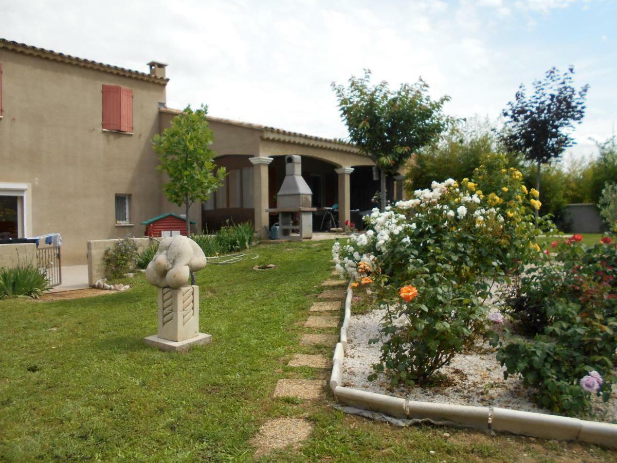 Chez Lulu Hotell Saint-Saturnin-d'Apt Exteriör bild